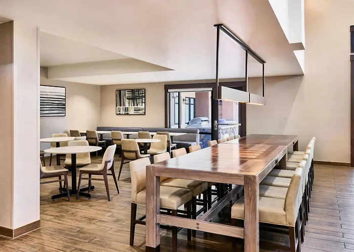 Hotel By Marriott Phoenix