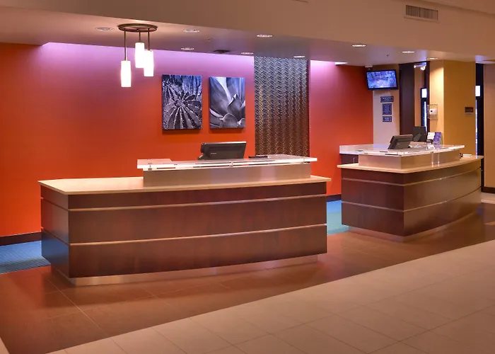 Hotel By Marriott Phoenix 3*