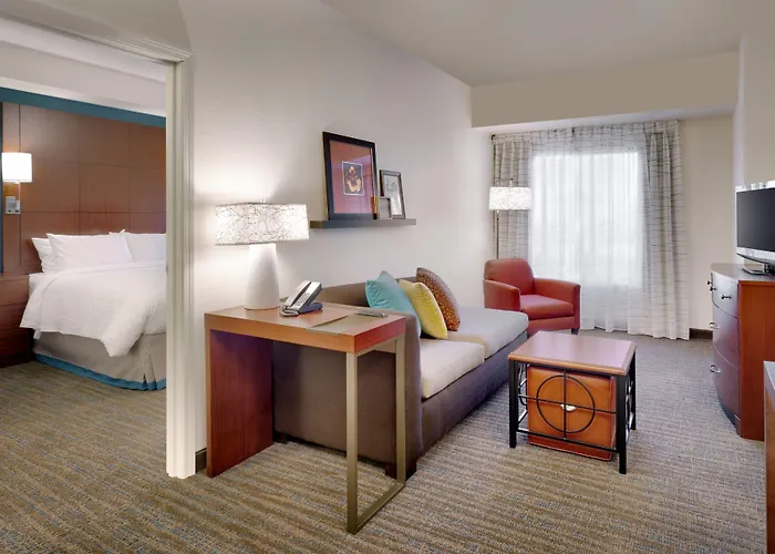 By Marriott Phoenix 3*