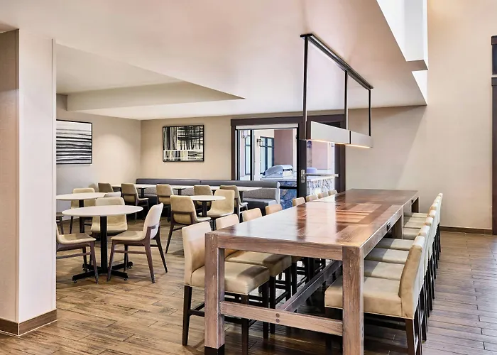 By Marriott Phoenix 3* Gilbert
