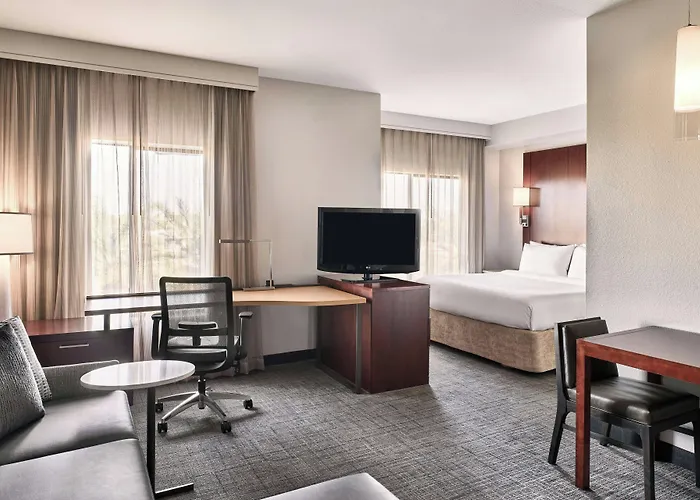 By Marriott Phoenix 3*
