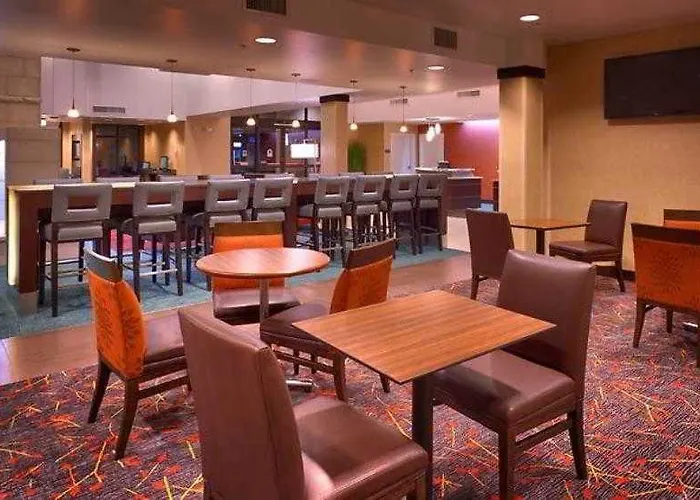 Hotel By Marriott Phoenix 3*