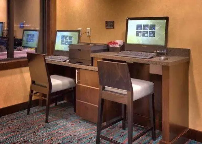 By Marriott Phoenix Gilbert